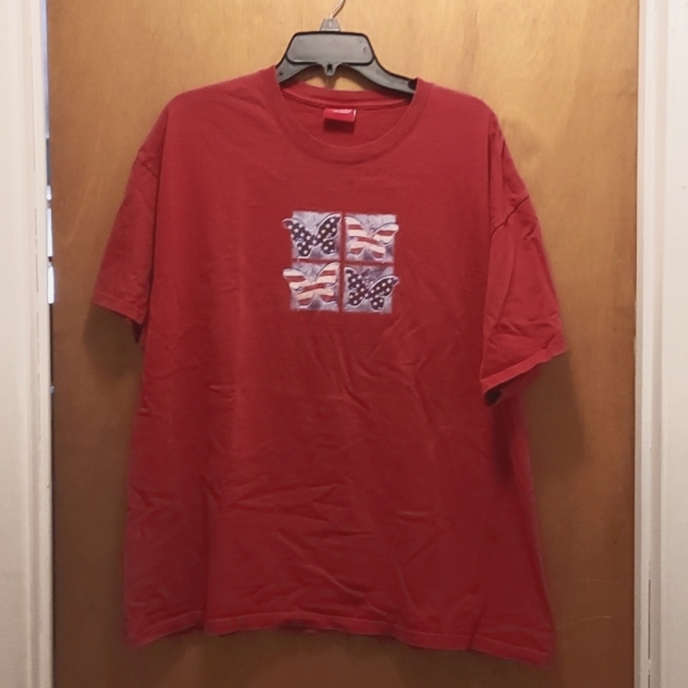 USA Flag & Butterflies Tshirt Size XL